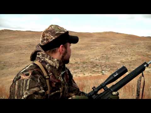 Coyote Hunting Gear: Bushnell Fusion Rangefinding Binocular - Luke Hartle