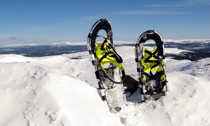 Beginners Guide To Snowshoeing
