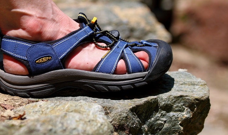 best men's hiking sandals 2021