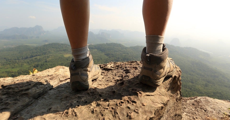 ladies hiking shoes