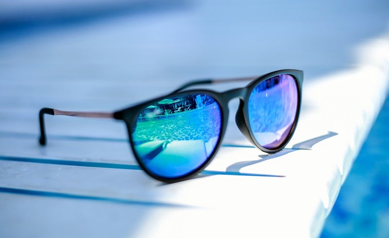 Top 10 Best Polarized Sunglasses For [Men & Women 2021] |