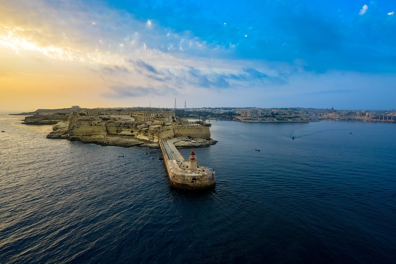 where to stay in malta
