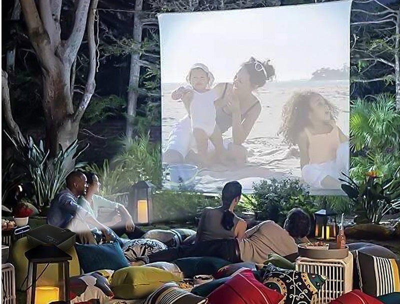 best outdoor movie projector