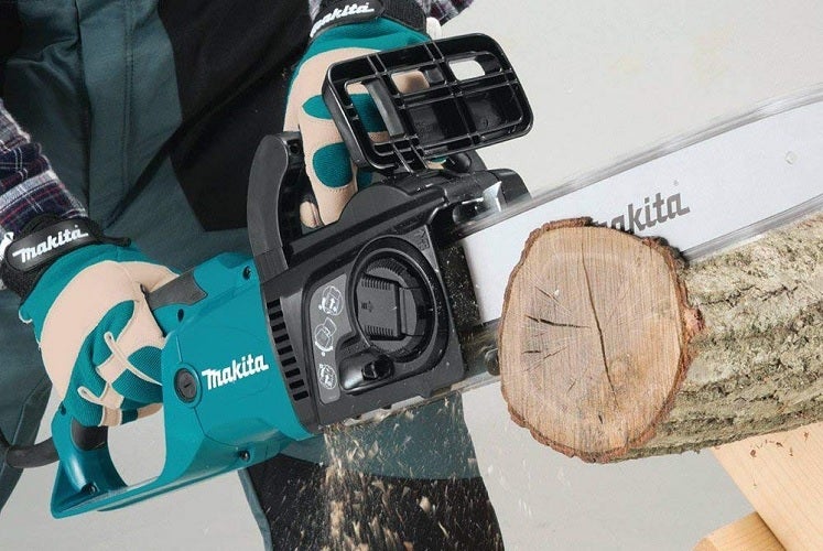 Makita UC3551A 14" Electric Chain Saw best cordless chainsaw