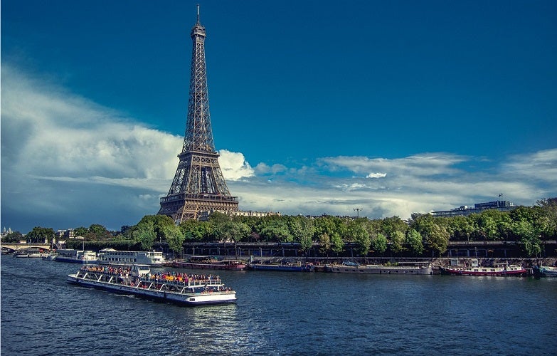 seine river dinner cruise
