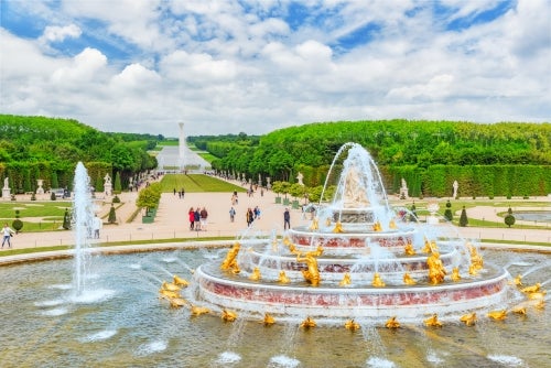 versailles day tours from paris - guide