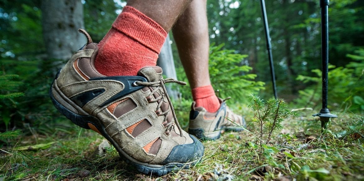 how to choose hiking shoes