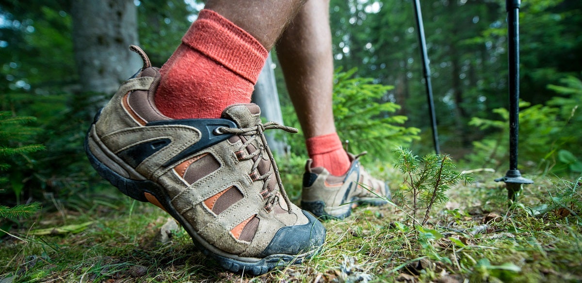 how to choose hiking shoes