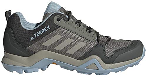 The Best Hiking Shoes For Women 2022 Review
