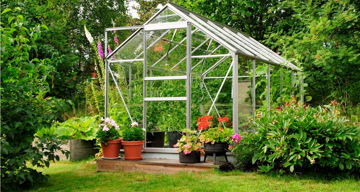 Essential Items for Gardening