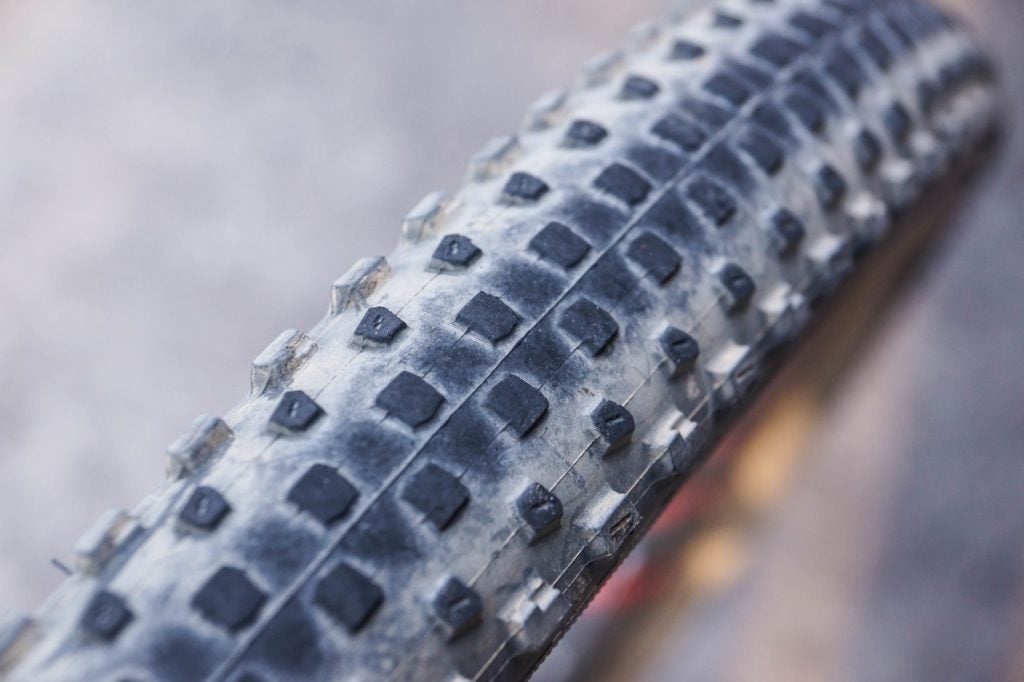 When to replace your mountain bike tires.