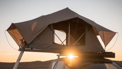 Rooftop tent pros and cons: Rooftop tents have become popular among outdoor enthusiasts, but they come with tradeoffs you need to consider. Credit: Wirestock Creators